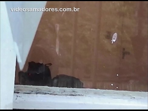 ❤️ Raġel qarn iħares lit-tfajla tiegħu ma' raġel ieħor, jirreġistra video fuck mingħajr ma jfixkel lill-koppja ❤❌ Porn sabiħ lilna ❌