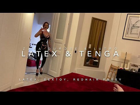 ❤️ Stepsister Redheaded fil-kostum tal-latex fucked minn stepbrother ❤❌ Porn sabiħ lilna ❌