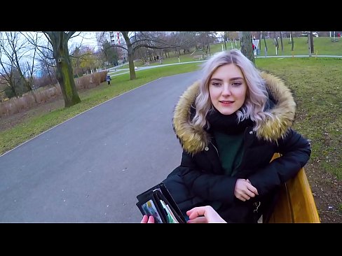 ❤️ Tibla kum sħun ta' barrani għall-flus - blowjob fil-park minn Eva Elfie ❤❌ Porn sabiħ lilna ❌